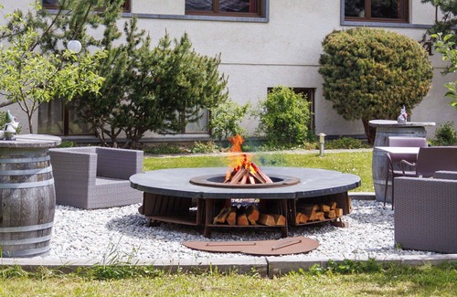 Vercorin House | Nice apartment in villa for 15 people with WIFI, hot tub and terrace