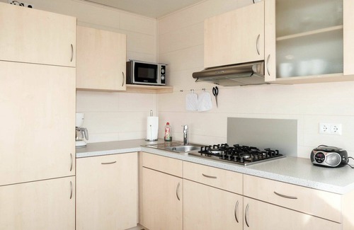 Bad Emstal House | Nice apartment in villa for 5 guests with pool, WIFI, TV, terrace and pets allowed