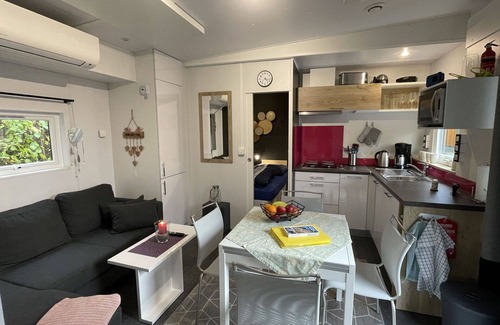 Wemding House | Nice apartment in villa for 4 people with A/C, WIFI, TV and terrace