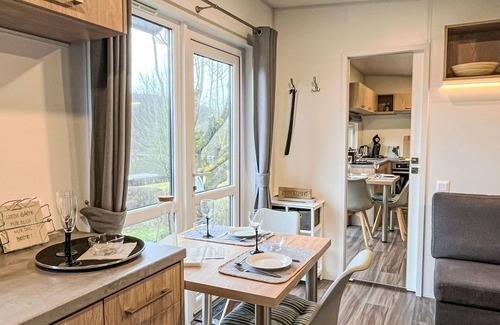 Wemding House | Nice apartment in villa for 4 people with WIFI, A/C, TV, terrace and pets allowed