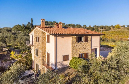 Rietine House | Nice apartment in villa with WIFI, pool, A/C, TV, terrace, pets allowed, panoramic view, parking