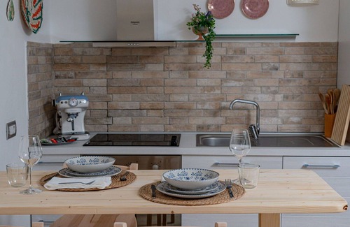 Eden Beach Villa | Nice apartment in villa for 11 guests with A/C, WIFI, pool, TV, patio and pets allowed