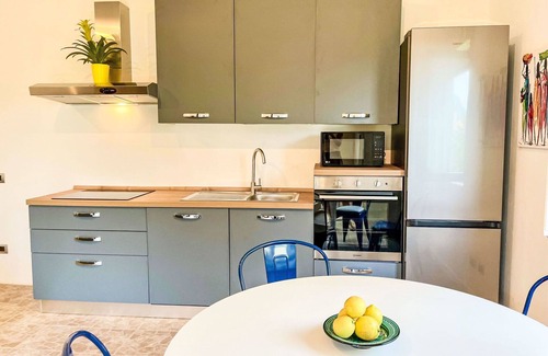 Abbadia Lariana Apartment | Nice apartment for 4 people with WIFI, A/C, TV and patio