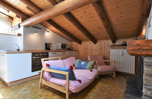 Ponte di Legno Apartment | Nice apartment for 6 people with WIFI, TV and parking
