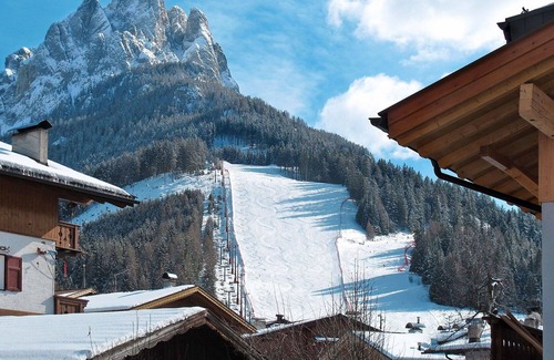 San Giovanni di Fassa Apartment | Nice apartment for 6 guests with WIFI, TV, terrace, pets allowed and parking