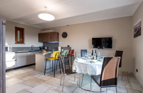 Rocca D'Arazzo Apartment | Nice apartment for 4 people with A/C, WIFI, TV and terrace