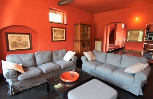Santo Stefano del Ponte Villa | Nice apartment in villa for 8 guests with WIFI, TV, terrace, pets allowed and parking