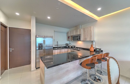 Romantic Zone Condo | Nice apartment Romantic Zone. Infinity pool and Jacuzzi, Gym, sauna, Roof Garden