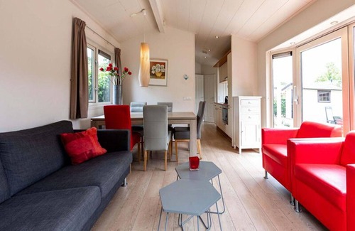 Municipality of Noordwijk House | Nice apartment in villa for 5 people with WIFI, pool, TV and terrace