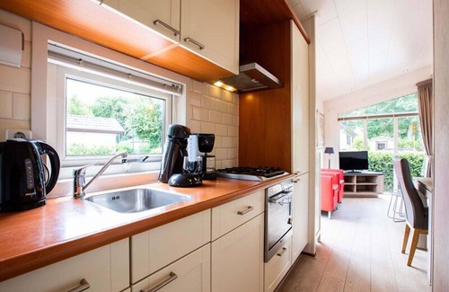 Municipality of Noordwijk House | Nice apartment in villa for 5 people with WIFI, pool, TV and terrace