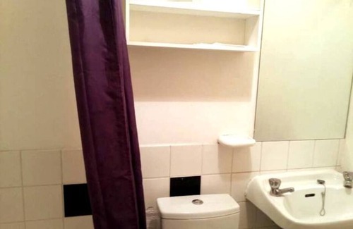 Bishopsgate Apartment | Nice apartment right in the City!