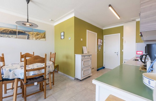 Middelkerke Apartment | Nice apartment with shared pool