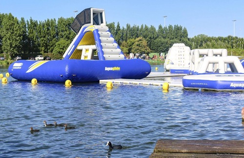 Jabbeke Apartment | Nice apartment with air conditioning, on a resort, near a recreational lake
