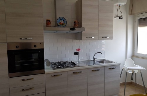 Taranto Apartment | Nice apartment with three rooms and kitchen located in Taranto, the city of two seas
