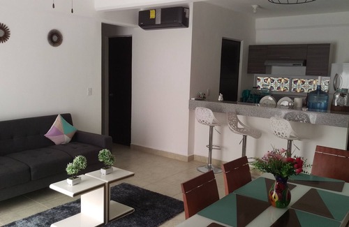 Jacinto Pat Apartment | Nice Department IN THE City AT 15 Min. Beach, Close TO Everything, Pools,