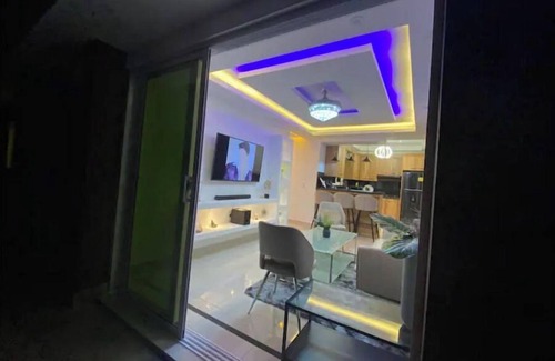 Santiago de los Caballeros Apartment | Nice view ,Romantic , Modern WiFi,TV, 4K And Jacuzzi