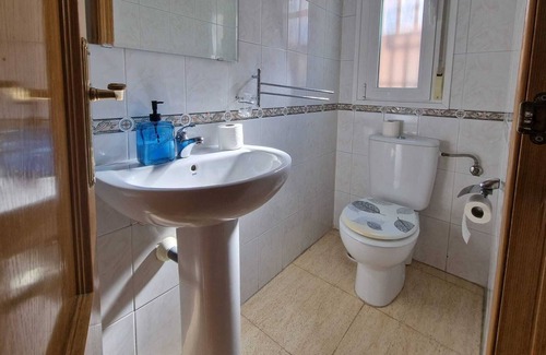 Fuente el Saz de Jarama Ski Chalet | Nice house with hydromassage, garden and parking