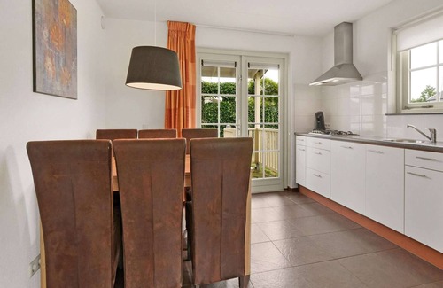 Municipality of Nissewaard House | Nice holiday home on the water with jetty