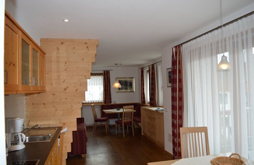 Selva di Val Gardena Apartment | Nice holiday home on the sunny side of the Dolomites