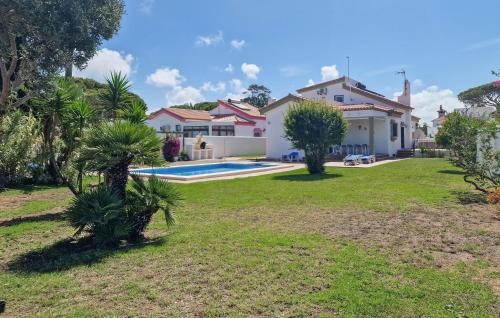 Poblado Sancti Petri House | Nice Home In Chiclana De La Fronter