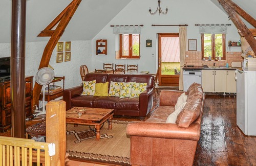 Savigne-sous-le-Lude House | Nice home in Savigne-sous-le-Lude