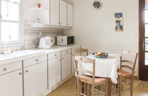 Brujas House | Nice home in Beaulieu