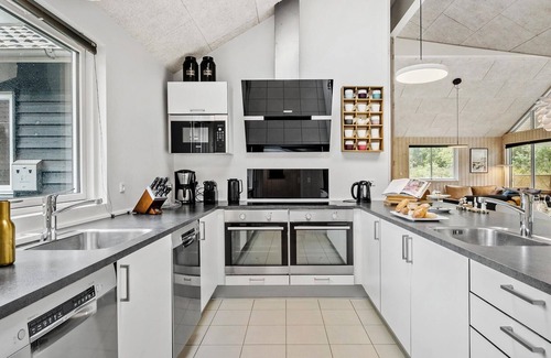 Frederiksvaerk House | Nice home in Frederiksværk with sauna
