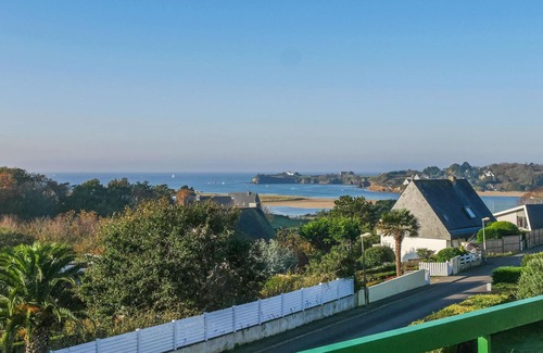 Guidel-Plages House | Nice home in Guidel with WiFi