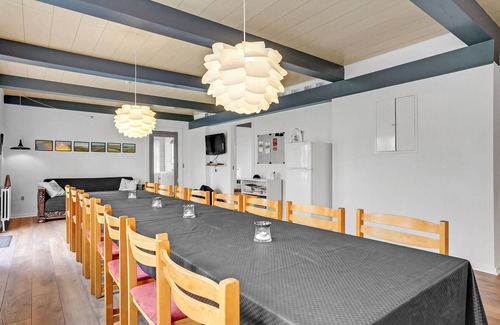 Vragard House | Nice home in Højer with sauna