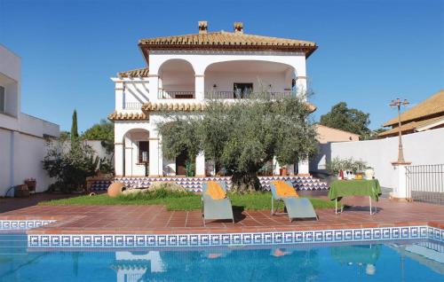 Hornachuelos House | Nice Home In Hornachuelos With Wifi