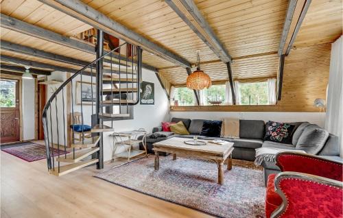 Logstrup House | Nice Home In Løgstrup With Wifi