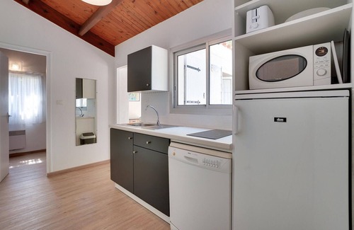La Faute-sur-Mer House | Nice home in La Faute-sur-Mer with WiFi