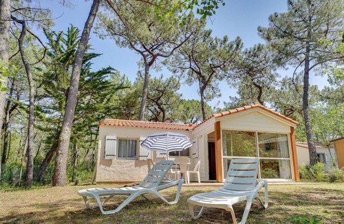 La Faute-sur-Mer House | Nice home in La Faute-sur-Mer with WiFi