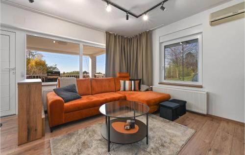 Sveti Juraj na Bregu House | Nice Home In Lopatinec With Kitchen