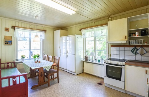 Munkedal House | Nice home in Munkedal with lake view