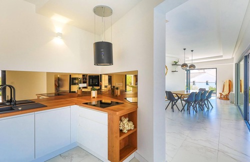Businci House | Nice home in Okrug Gornji with sauna