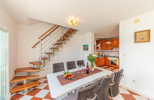 Businci House | Nice home in Okrug Gornji with sauna