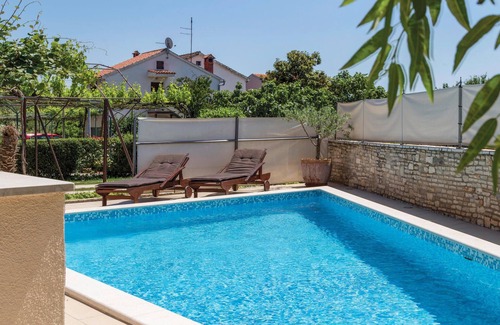 Valdebek House | Nice home in Pula with WiFi