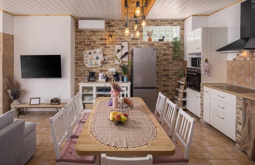 Rakotule House | Nice home in Rakotule with WiFi