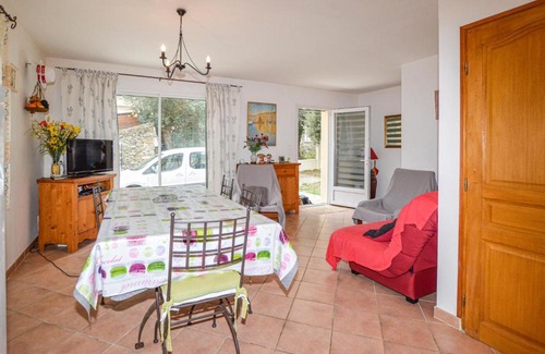 Sisco House | Nice home in Sisco w/ 2 Bedrooms