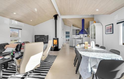 Sklskr House | Nice Home In Skælskør With Sauna