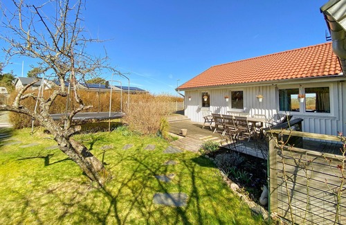 Styrso House | Nice home in Styrsö with sauna