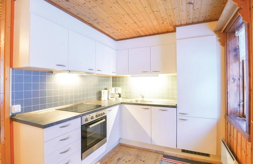 Syssleback House | Nice home in Sysslebäck with kitchen