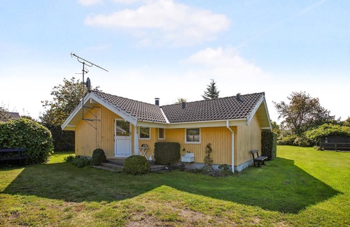 Tisvildeleje House | Nice home in Tisvildeleje with sauna