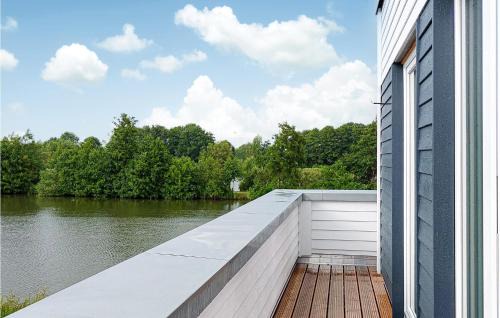 Tossens House | Nice Home In Tossens With Kitchen