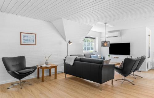 Øby House | Nice Home In Ulfborg With Sauna