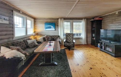 Maurset House | Nice Home In Vøringsfoss With Wifi