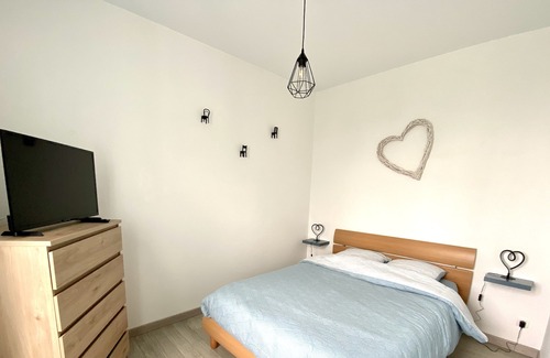 Desertines House | Nice house with garden and parking