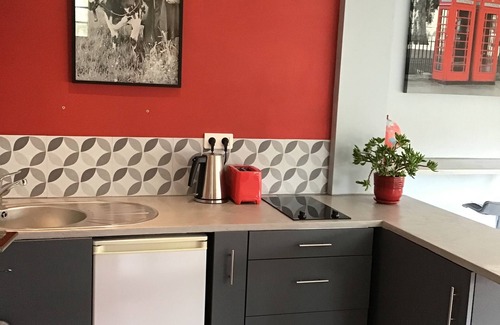La Rochelle Apartment | Nice little T2 house with garden near beach and town center