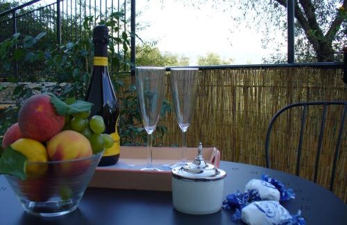 San Lorenzo della Costa Apartment | Nice nest for two S Margherita L. 010054-LT-0405
